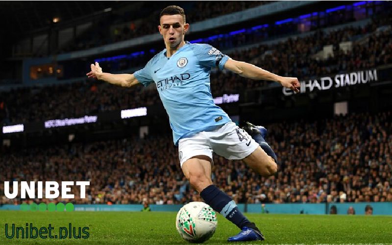 Carreira futebolística do jogador masculino Phil Foden